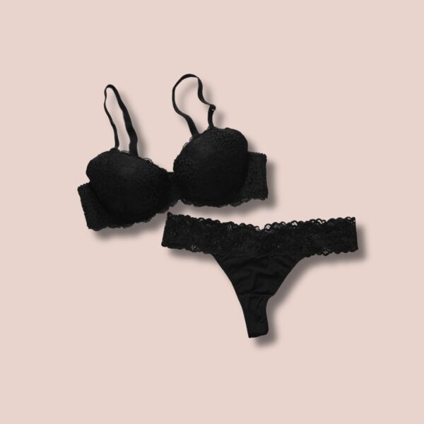 ملابس داخلية